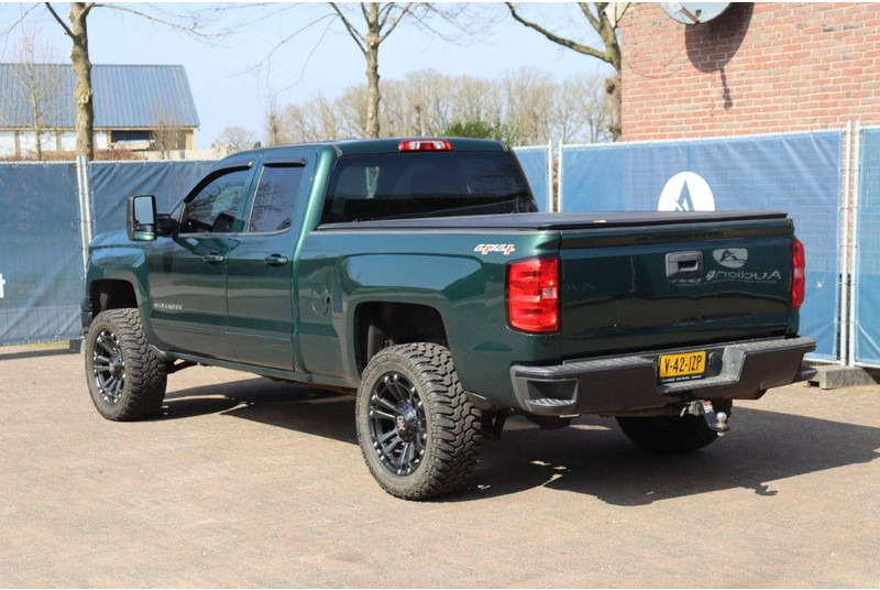 Chevrolet Silverado - Henkilöauto: kuva Chevrolet Silverado - Henkilöauto Chevrolet Silverado - Henkilöauto: kuva Chevrolet Silverado - Henkilöauto