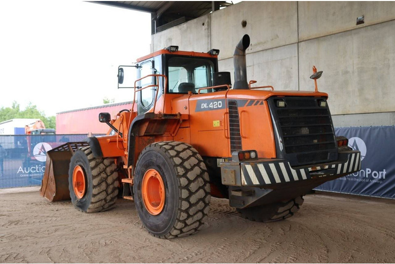 Doosan DL420 - Pyöräkuormaaja: kuva Doosan DL420 - Pyöräkuormaaja Doosan DL420 - Pyöräkuormaaja: kuva Doosan DL420 - Pyöräkuormaaja