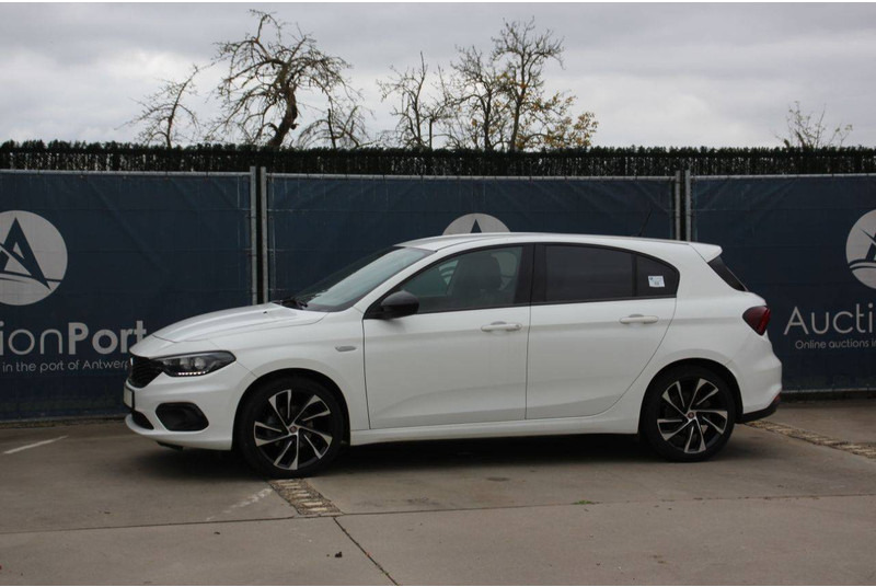 Fiat Tipo - Sedan: kuva Fiat Tipo - Sedan Fiat Tipo - Sedan: kuva Fiat Tipo - Sedan