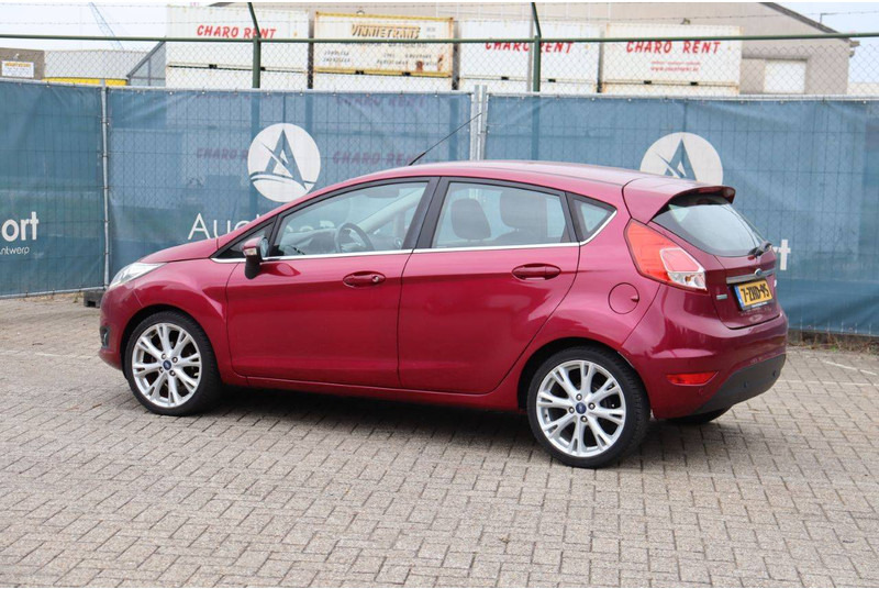 Ford Fiesta - Sedan: kuva Ford Fiesta - Sedan Ford Fiesta - Sedan: kuva Ford Fiesta - Sedan