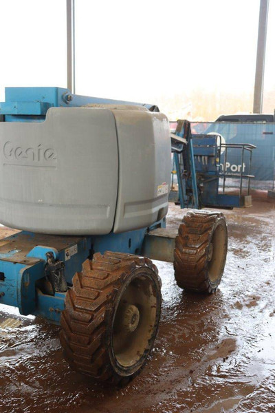 Genie Z-45/25 - Puomilava: kuva Genie Z-45/25 - Puomilava Genie Z-45/25 - Puomilava: kuva Genie Z-45/25 - Puomilava