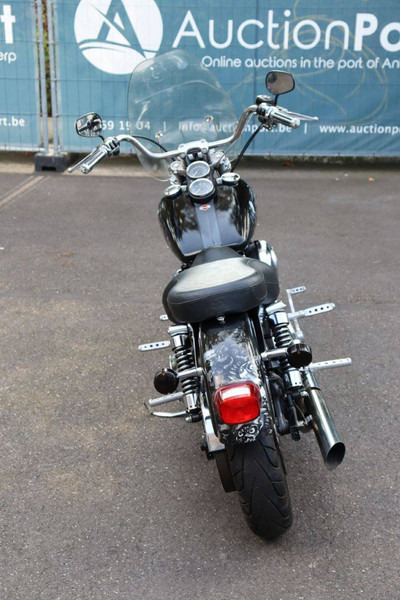 Harley-Davidson Dyna Low Rider - Moottoripyörä: kuva Harley-Davidson Dyna Low Rider - Moottoripyörä Harley-Davidson Dyna Low Rider - Moottoripyörä: kuva Harley-Davidson Dyna Low Rider - Moottoripyörä