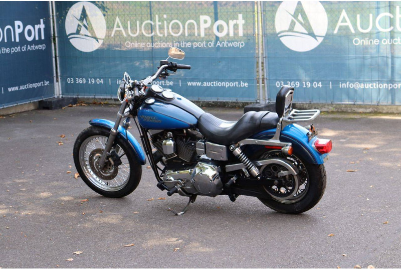 Harley-Davidson Dyna Low Rider - Moottoripyörä: kuva Harley-Davidson Dyna Low Rider - Moottoripyörä Harley-Davidson Dyna Low Rider - Moottoripyörä: kuva Harley-Davidson Dyna Low Rider - Moottoripyörä