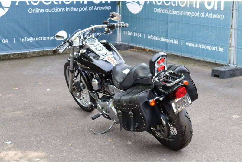 Harley-Davidson Dyna Wide Glide - Moottoripyörä: kuva Harley-Davidson Dyna Wide Glide - Moottoripyörä Harley-Davidson Dyna Wide Glide - Moottoripyörä: kuva Harley-Davidson Dyna Wide Glide - Moottoripyörä