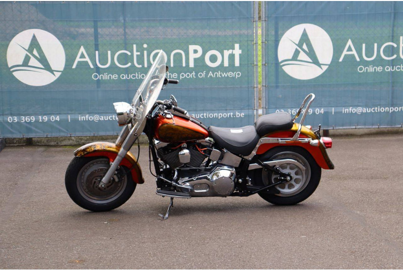 Harley-Davidson Fat Boy Softail - Moottoripyörä: kuva Harley-Davidson Fat Boy Softail - Moottoripyörä Harley-Davidson Fat Boy Softail - Moottoripyörä: kuva Harley-Davidson Fat Boy Softail - Moottoripyörä