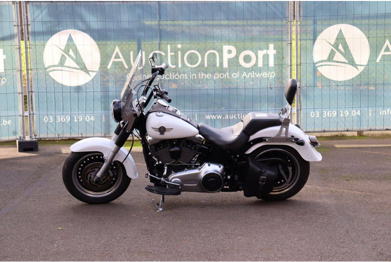 Harley-Davidson Fatboy LO - Moottoripyörä: kuva Harley-Davidson Fatboy LO - Moottoripyörä Harley-Davidson Fatboy LO - Moottoripyörä: kuva Harley-Davidson Fatboy LO - Moottoripyörä