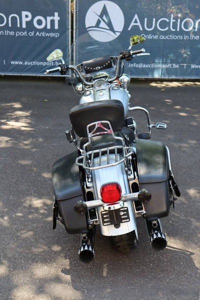 Harley-Davidson Road King Classic - Moottoripyörä: kuva Harley-Davidson Road King Classic - Moottoripyörä Harley-Davidson Road King Classic - Moottoripyörä: kuva Harley-Davidson Road King Classic - Moottoripyörä