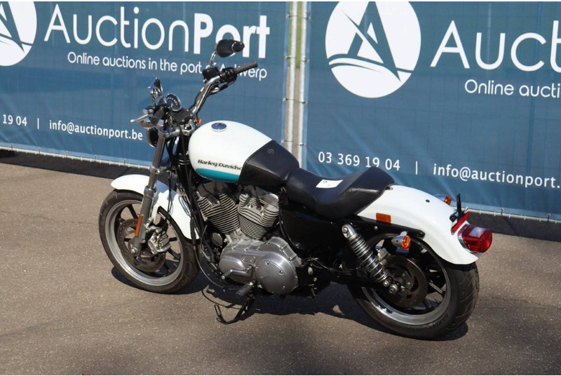 Harley-Davidson SPORTSTER XL883 SUPER LOW - Moottoripyörä: kuva Harley-Davidson SPORTSTER XL883 SUPER LOW - Moottoripyörä Harley-Davidson SPORTSTER XL883 SUPER LOW - Moottoripyörä: kuva Harley-Davidson SPORTSTER XL883 SUPER LOW - Moottoripyörä