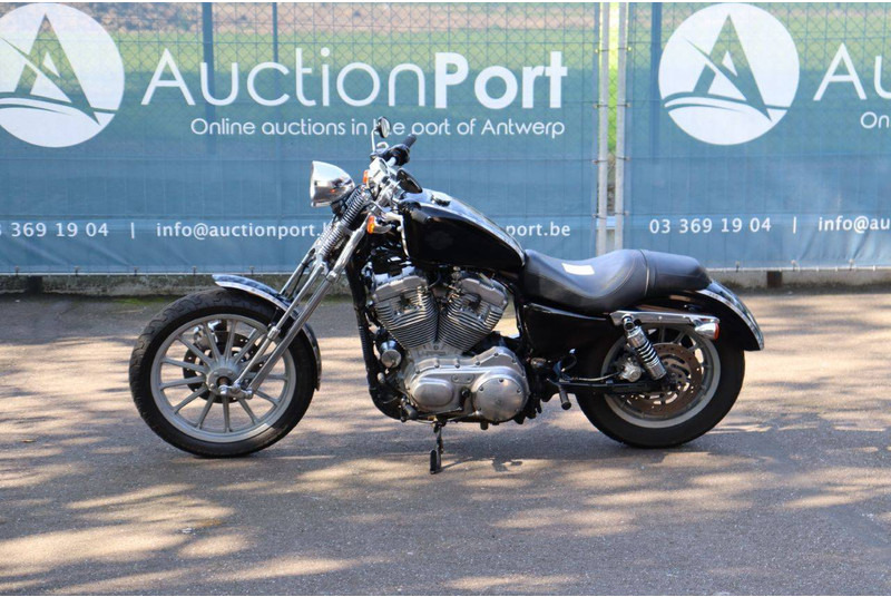 Harley-Davidson Sportster 883 Springer - Moottoripyörä: kuva Harley-Davidson Sportster 883 Springer - Moottoripyörä Harley-Davidson Sportster 883 Springer - Moottoripyörä: kuva Harley-Davidson Sportster 883 Springer - Moottoripyörä
