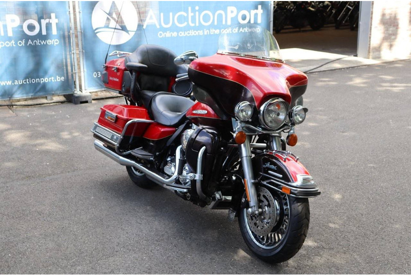 Moottoripyörä Harley-Davidson Ultra CLassic LTD: kuva Moottoripyörä Harley-Davidson Ultra CLassic LTD