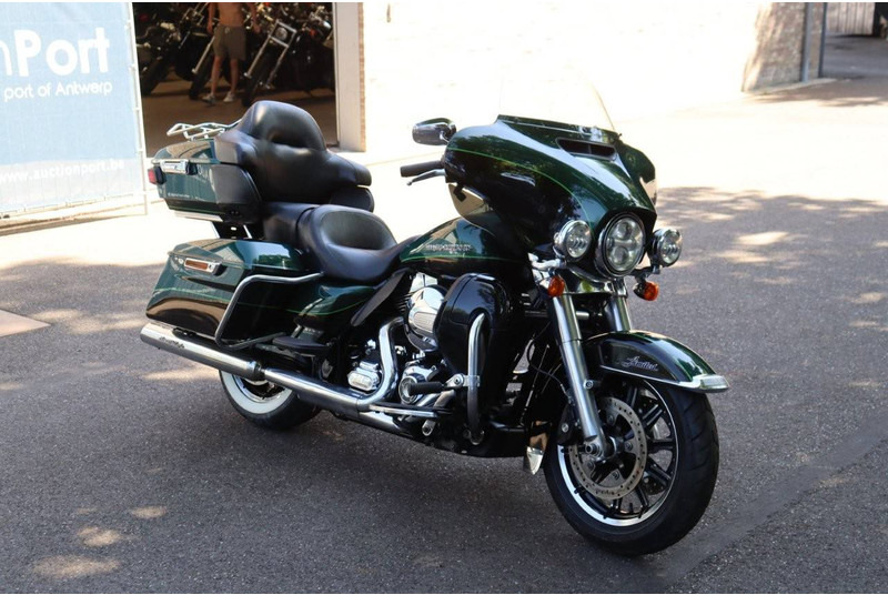 Moottoripyörä Harley-Davidson Ultra Classic: kuva Moottoripyörä Harley-Davidson Ultra Classic