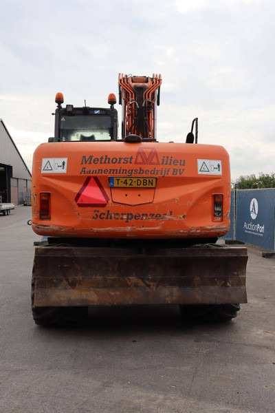 Hitachi ZX170W-3 - Pyöräalustainen kaivinkone: kuva Hitachi ZX170W-3 - Pyöräalustainen kaivinkone Hitachi ZX170W-3 - Pyöräalustainen kaivinkone: kuva Hitachi ZX170W-3 - Pyöräalustainen kaivinkone