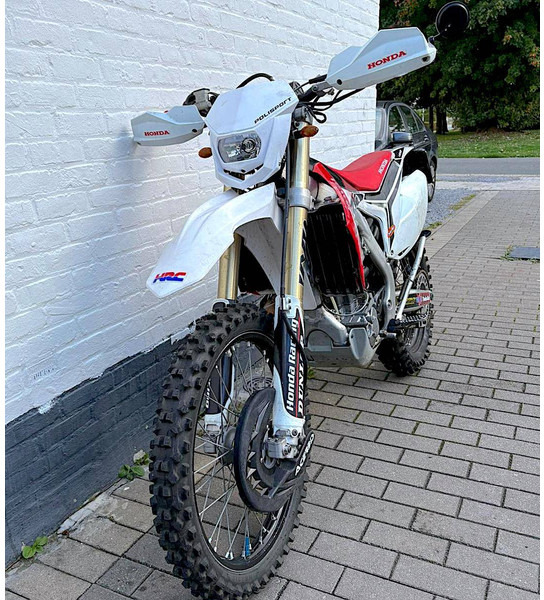 Honda CRF 500 R - Moottoripyörä: kuva Honda CRF 500 R - Moottoripyörä Honda CRF 500 R - Moottoripyörä: kuva Honda CRF 500 R - Moottoripyörä