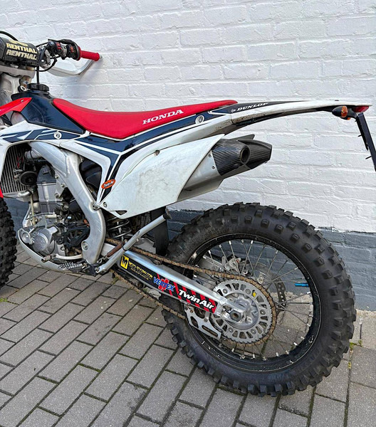 Honda CRF 500 R - Moottoripyörä: kuva Honda CRF 500 R - Moottoripyörä Honda CRF 500 R - Moottoripyörä: kuva Honda CRF 500 R - Moottoripyörä