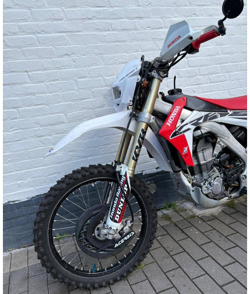 Honda CRF 500 R - Moottoripyörä: kuva Honda CRF 500 R - Moottoripyörä Honda CRF 500 R - Moottoripyörä: kuva Honda CRF 500 R - Moottoripyörä