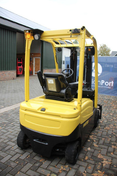 Hyster J2.0 XN - Sähkötrukki: kuva Hyster J2.0 XN - Sähkötrukki Hyster J2.0 XN - Sähkötrukki: kuva Hyster J2.0 XN - Sähkötrukki