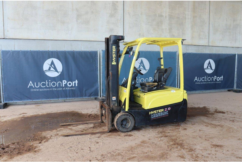 Hyster J2.0XNT LWB - Sähkötrukki: kuva Hyster J2.0XNT LWB - Sähkötrukki Hyster J2.0XNT LWB - Sähkötrukki: kuva Hyster J2.0XNT LWB - Sähkötrukki