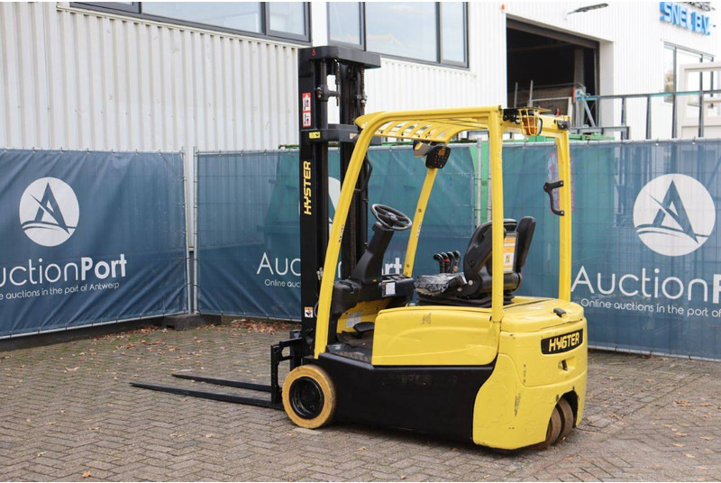 Hyster J2.0XNT MWB - Sähkötrukki: kuva Hyster J2.0XNT MWB - Sähkötrukki Hyster J2.0XNT MWB - Sähkötrukki: kuva Hyster J2.0XNT MWB - Sähkötrukki