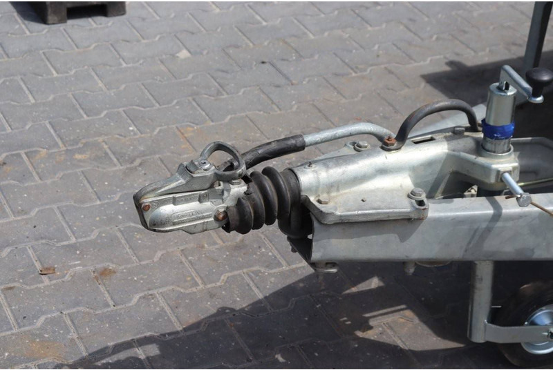 Kuljetin perävaunu IFOR WILLIAMS GX: kuva Kuljetin perävaunu IFOR WILLIAMS GX Kuljetin perävaunu IFOR WILLIAMS GX: kuva Kuljetin perävaunu IFOR WILLIAMS GX