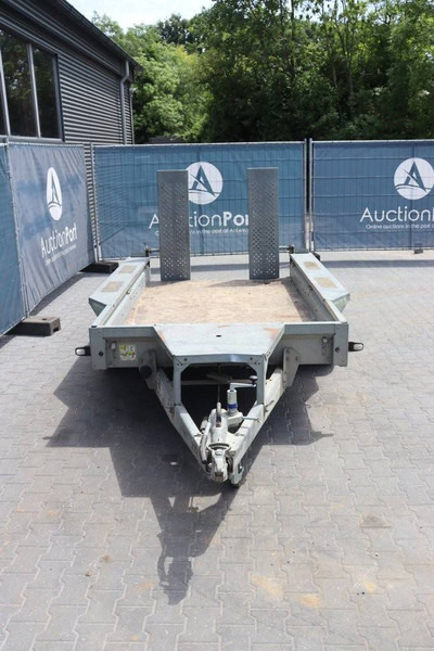 Kuljetin perävaunu IFOR WILLIAMS GX: kuva Kuljetin perävaunu IFOR WILLIAMS GX Kuljetin perävaunu IFOR WILLIAMS GX: kuva Kuljetin perävaunu IFOR WILLIAMS GX