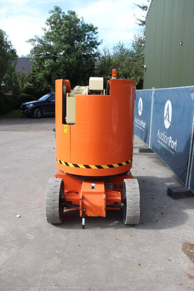 JLG E300AJP - Puomilava: kuva JLG E300AJP - Puomilava JLG E300AJP - Puomilava: kuva JLG E300AJP - Puomilava