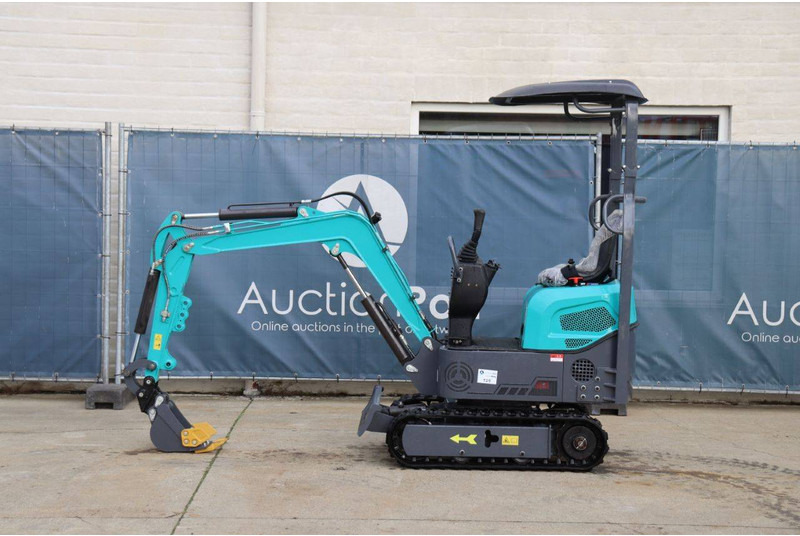 Kato - Minikuormaaja: kuva Kato - Minikuormaaja Kato - Minikuormaaja: kuva Kato - Minikuormaaja