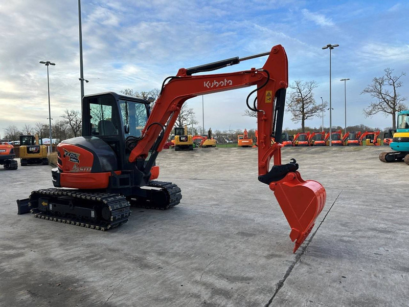 Kubota KX155-5 - Telakaivukone: kuva Kubota KX155-5 - Telakaivukone Kubota KX155-5 - Telakaivukone: kuva Kubota KX155-5 - Telakaivukone