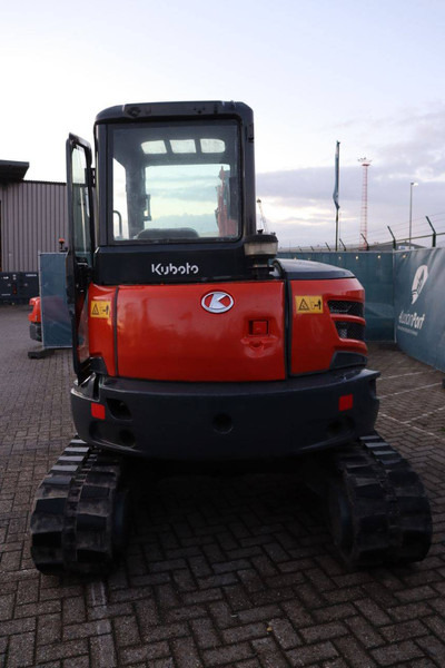Kubota KX163-5 - Telakaivukone: kuva Kubota KX163-5 - Telakaivukone Kubota KX163-5 - Telakaivukone: kuva Kubota KX163-5 - Telakaivukone