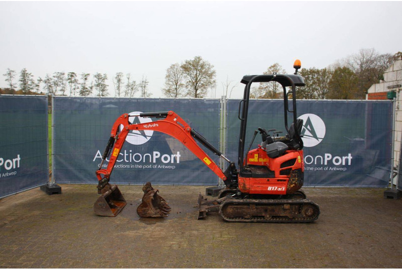 Kubota U17-3a - Minikuormaaja: kuva Kubota U17-3a - Minikuormaaja Kubota U17-3a - Minikuormaaja: kuva Kubota U17-3a - Minikuormaaja