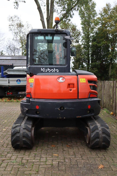 Kubota U55-4 - Telakaivukone: kuva Kubota U55-4 - Telakaivukone Kubota U55-4 - Telakaivukone: kuva Kubota U55-4 - Telakaivukone