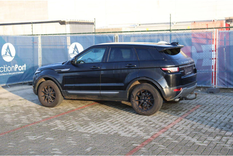 Land Rover Range Rover Evoque - Maasturi/ Katumaasturi: kuva Land Rover Range Rover Evoque - Maasturi/ Katumaasturi Land Rover Range Rover Evoque - Maasturi/ Katumaasturi: kuva Land Rover Range Rover Evoque - Maasturi/ Katumaasturi