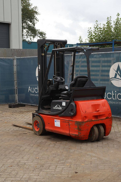 Linde E16C - Sähkötrukki: kuva Linde E16C - Sähkötrukki Linde E16C - Sähkötrukki: kuva Linde E16C - Sähkötrukki