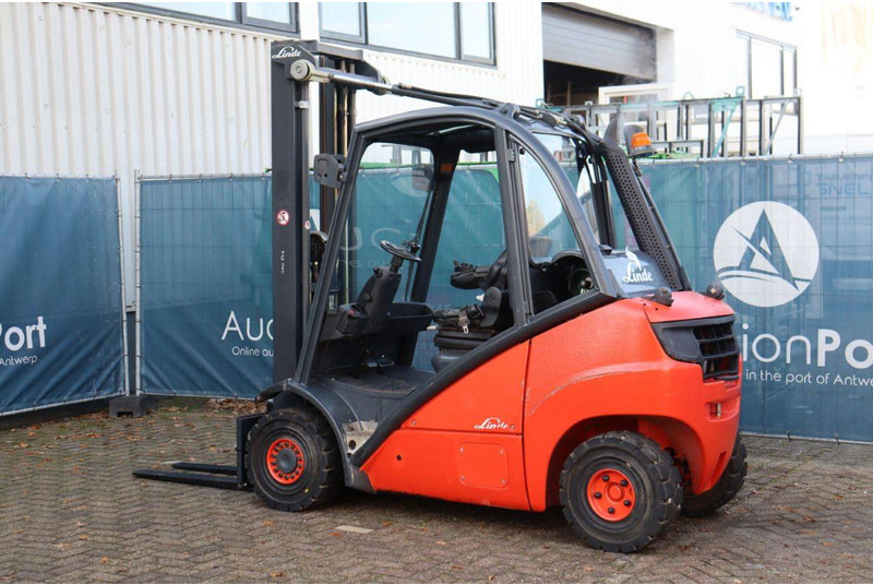 Linde H25T - Kaasutrukki: kuva Linde H25T - Kaasutrukki Linde H25T - Kaasutrukki: kuva Linde H25T - Kaasutrukki