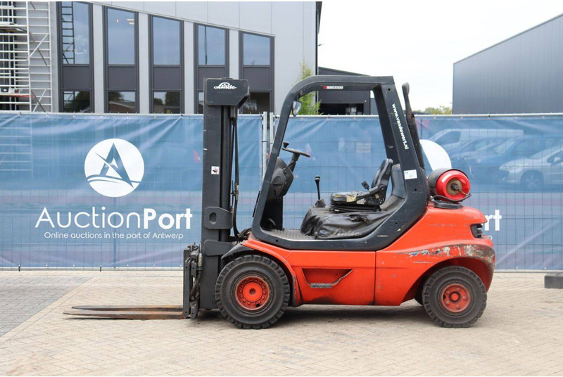 Linde H30T-03 - Kaasutrukki: kuva Linde H30T-03 - Kaasutrukki Linde H30T-03 - Kaasutrukki: kuva Linde H30T-03 - Kaasutrukki