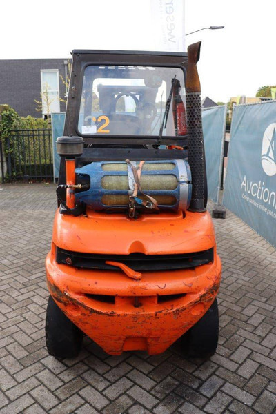 Linde H30T-03 - Kaasutrukki: kuva Linde H30T-03 - Kaasutrukki Linde H30T-03 - Kaasutrukki: kuva Linde H30T-03 - Kaasutrukki
