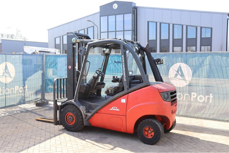 Linde H35D - Dieseltrukki: kuva Linde H35D - Dieseltrukki Linde H35D - Dieseltrukki: kuva Linde H35D - Dieseltrukki
