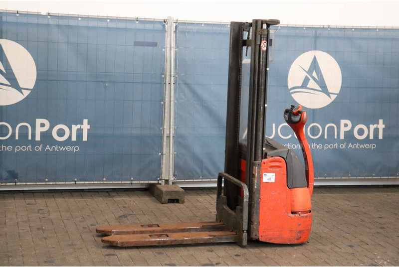 Linde L12 - Pinoamistrukki: kuva Linde L12 - Pinoamistrukki Linde L12 - Pinoamistrukki: kuva Linde L12 - Pinoamistrukki