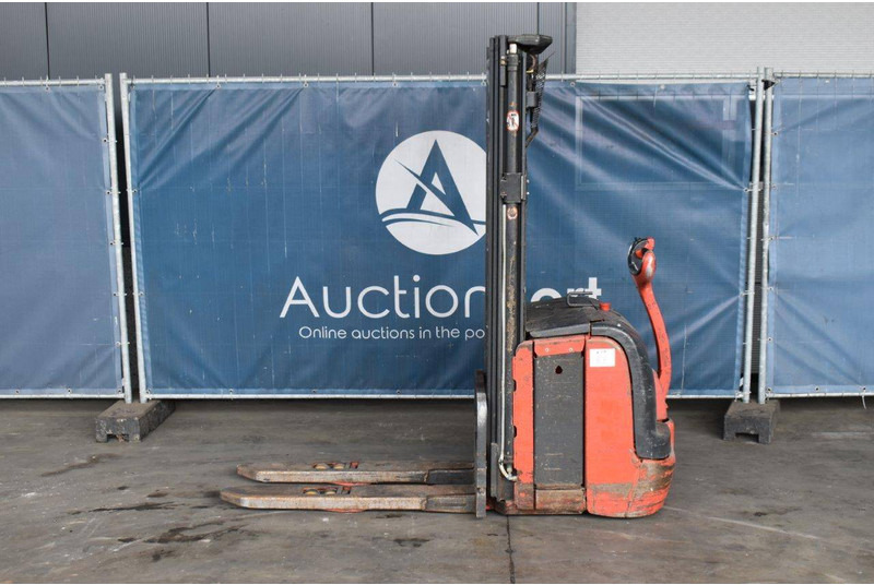 Linde L14 - Pinoamistrukki: kuva Linde L14 - Pinoamistrukki Linde L14 - Pinoamistrukki: kuva Linde L14 - Pinoamistrukki