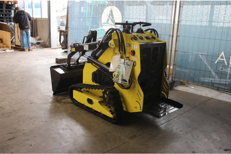 Machpro MPS330 - Telakuormaaja: kuva Machpro MPS330 - Telakuormaaja Machpro MPS330 - Telakuormaaja: kuva Machpro MPS330 - Telakuormaaja