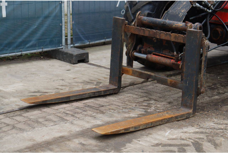 Kurottaja Manitou HLT 634 120: kuva Kurottaja Manitou HLT 634 120