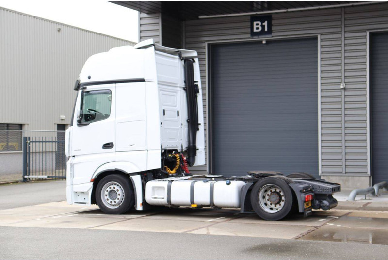 Mercedes-Benz ACTROS - Kuorma-auto alusta: kuva Mercedes-Benz ACTROS - Kuorma-auto alusta Mercedes-Benz ACTROS - Kuorma-auto alusta: kuva Mercedes-Benz ACTROS - Kuorma-auto alusta