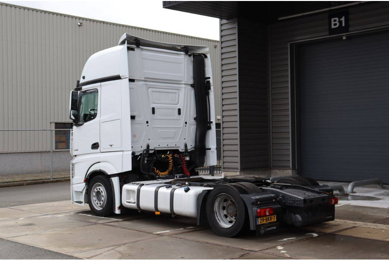 Mercedes-Benz ACTROS - Kuorma-auto alusta: kuva Mercedes-Benz ACTROS - Kuorma-auto alusta Mercedes-Benz ACTROS - Kuorma-auto alusta: kuva Mercedes-Benz ACTROS - Kuorma-auto alusta