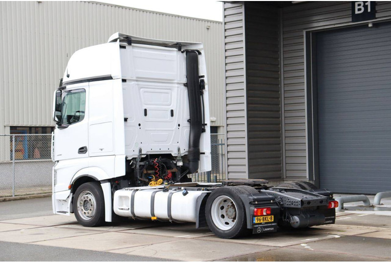 Mercedes-Benz Actros - Kuorma-auto alusta: kuva Mercedes-Benz Actros - Kuorma-auto alusta Mercedes-Benz Actros - Kuorma-auto alusta: kuva Mercedes-Benz Actros - Kuorma-auto alusta