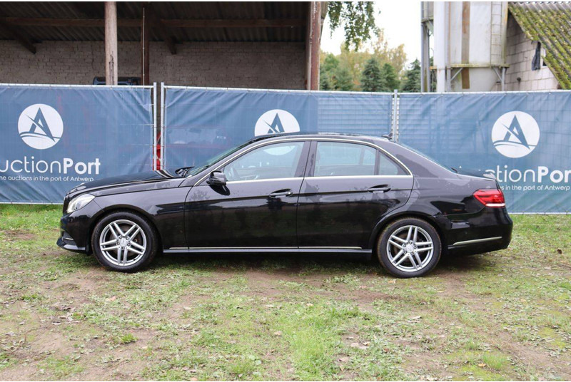 Mercedes-Benz E-Klasse 350 BLUETEC - Sedan: kuva Mercedes-Benz E-Klasse 350 BLUETEC - Sedan Mercedes-Benz E-Klasse 350 BLUETEC - Sedan: kuva Mercedes-Benz E-Klasse 350 BLUETEC - Sedan
