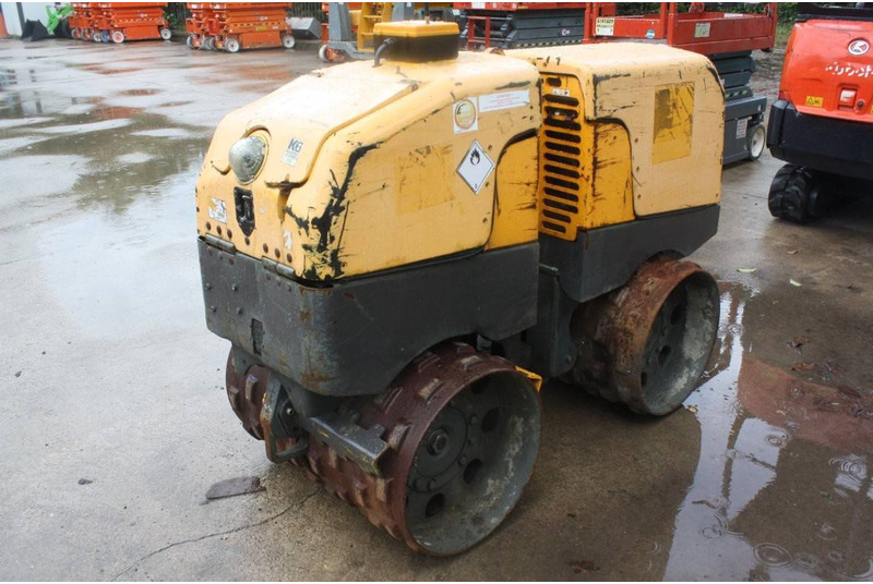 Neuson Roller RT2SC - Jyrä: kuva Neuson Roller RT2SC - Jyrä Neuson Roller RT2SC - Jyrä: kuva Neuson Roller RT2SC - Jyrä