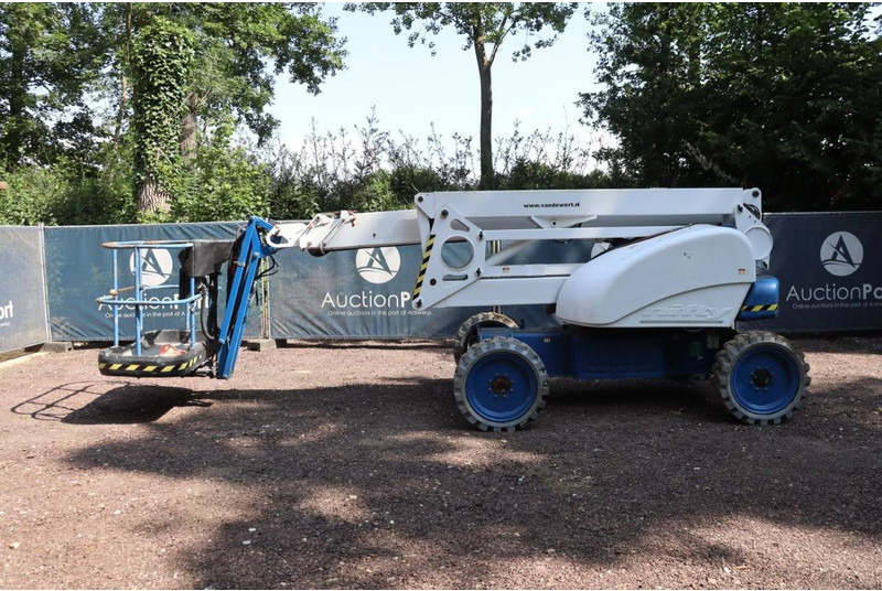 Niftylift HR21D 4x4 - Puomilava: kuva Niftylift HR21D 4x4 - Puomilava Niftylift HR21D 4x4 - Puomilava: kuva Niftylift HR21D 4x4 - Puomilava