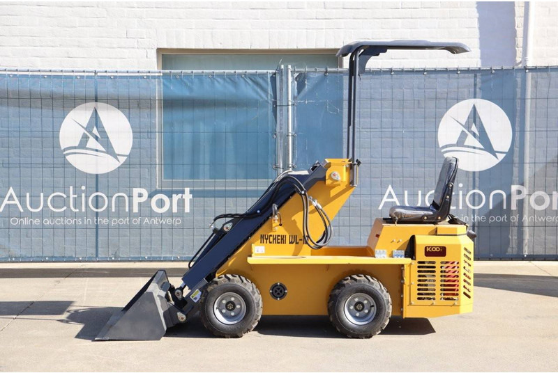 Nycheki WL-10 - Pyöräkuormaaja: kuva Nycheki WL-10 - Pyöräkuormaaja Nycheki WL-10 - Pyöräkuormaaja: kuva Nycheki WL-10 - Pyöräkuormaaja