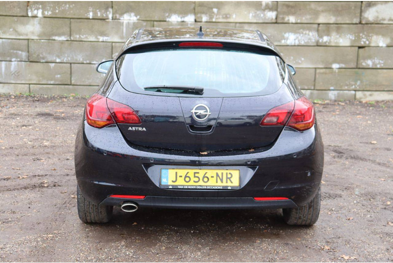 Opel Astra - Sedan: kuva Opel Astra - Sedan Opel Astra - Sedan: kuva Opel Astra - Sedan