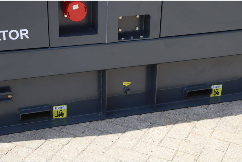 Uusi Sähkögeneraattori Ricardo GF2-W100: kuva Uusi Sähkögeneraattori Ricardo GF2-W100 Uusi Sähkögeneraattori Ricardo GF2-W100: kuva Uusi Sähkögeneraattori Ricardo GF2-W100