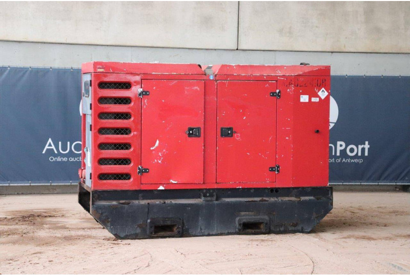 SDMO R145 - Sähkögeneraattori: kuva SDMO R145 - Sähkögeneraattori SDMO R145 - Sähkögeneraattori: kuva SDMO R145 - Sähkögeneraattori